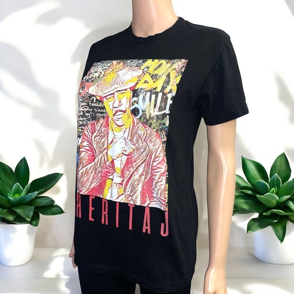 Heritaj Richard Pryor-Red Abstract Art Mural Tee - Picture 4 of 13